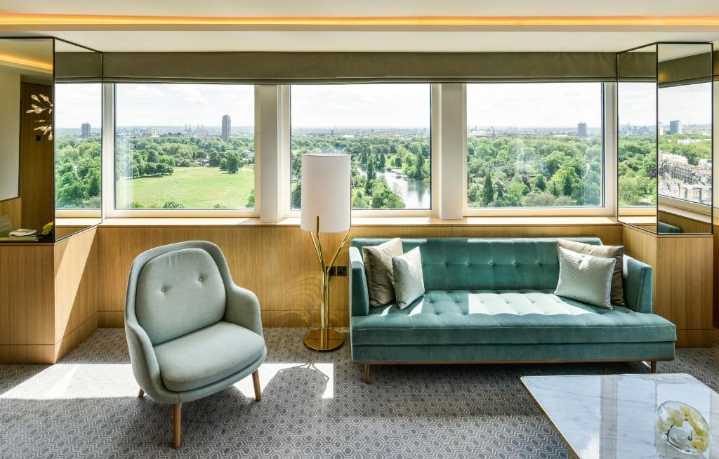 Royal Lancaster London Wellness Living Room