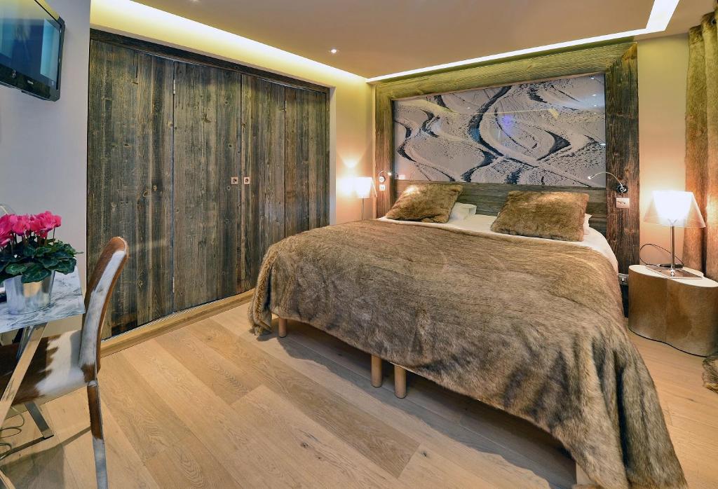 Hotel Tsanteleina Wellness France Room 2